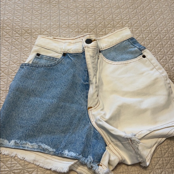 Shorts - Picture 16 of 16